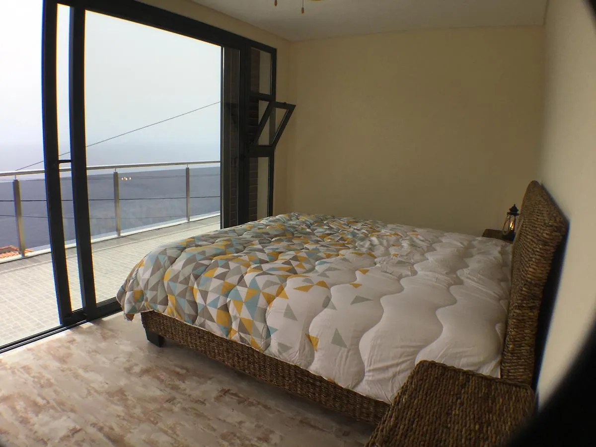 Guesthouse-Theview (Adults Only) リベイラ・ブラーヴァ 3*,